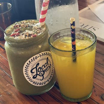 Local Press Cafe - Orange juice and a green smoothie - Cafes Near Me - Kingston, ACT
