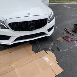 R&S Mechanic and Autobody - installed after market grill