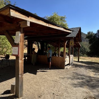 Riley's Apple Farm - Pick Your Own Farms Near Me - Yucaipa, California