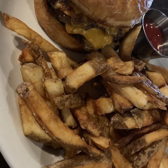 Farmers Gastropub - Double Burger - Gastropubs Near Me - Springfield, Missouri