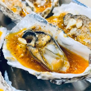 Ocean Crab - Steam Oyster with Garlic butter seasoning - Seafood Near Me - Chantilly, Virginia Ocean Crab - Steam Oyster with Garlic butter seasoning - Seafood Near Me - Chantilly, Virginia