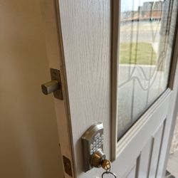 Belton Locksmith - Deadbolt install