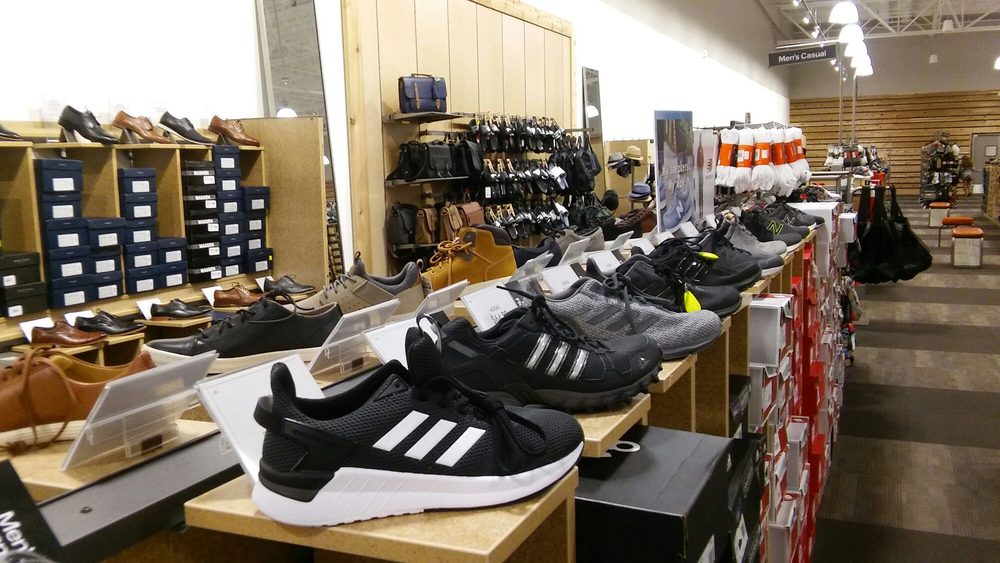 DSW DESIGNER SHOE WAREHOUSE 14 Photos & 13 Reviews Shoe Stores