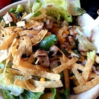 CoreLife Eatery - Southwestern chicken salad - Salad Near Me - Amherst, New York