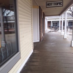 Hot Topic
