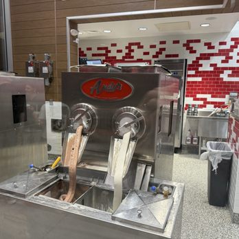 Andy's Frozen Custard - Custard machine - Ice Cream & Frozen Yogurt Near Me - Murfreesboro, Tennessee Andy's Frozen Custard - Custard machine - Ice Cream & Frozen Yogurt Near Me - Murfreesboro, Tennessee