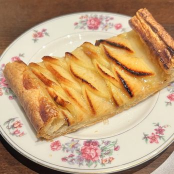 ID-Eclair - Apple Tart - Bakeries Near Me - Pasadena, California