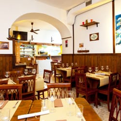 Charly Restaurant