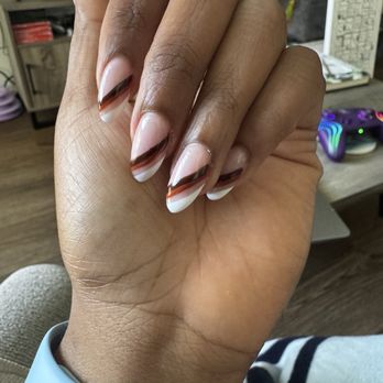 Urban Nails & Spa - Nail Salons Near Me - Camarillo, California
