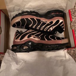 Rose Gold Max'es for my Baby Rose Gold Max'es for my Baby