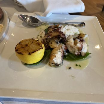 Cafe Santorini - Italian Near Me - Pasadena, California