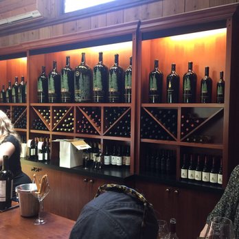 Sequoia Grove Winery - Wine Tasting Room Near Me - Rutherford, California