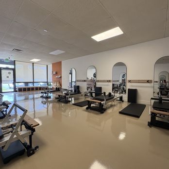 Pom Pilates - Spacious and beautiful - Pilates Near Me - La Verne, California