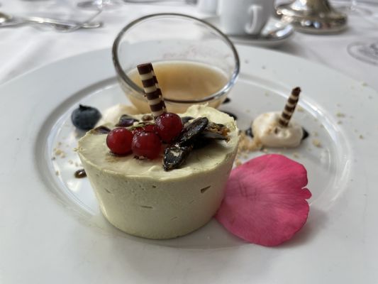Romantik Hotel Schloss Rheinfels by null