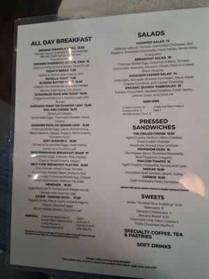 Monica Café by null