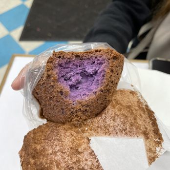 Kam Hing Bakery - Ube (purple yam), nice - Bakeries Near Me - New York, New York Kam Hing Bakery - Ube (purple yam), nice - Bakeries Near Me - New York, New York