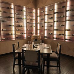 La Fogata Kitchen & Bar - Dining area