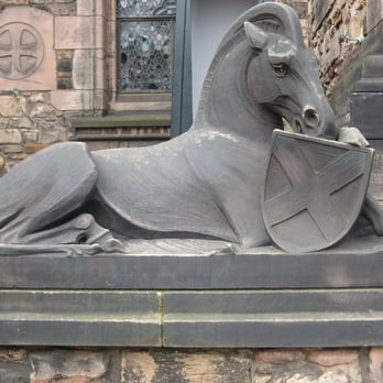 Edinburgh Castle - Landmarks & Historical Buildings Near Me - Edinburgh, EDH