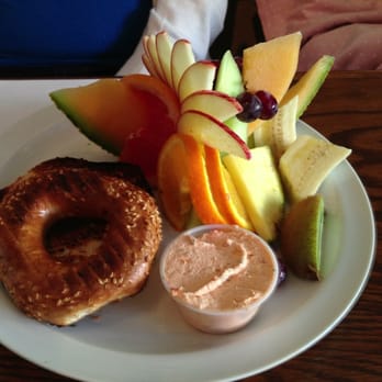 Bagel Ste-Rose - Tomato basil cream cheese! - Breakfast & Brunch Near Me - Laval, Quebec Bagel Ste-Rose - Tomato basil cream cheese! - Breakfast & Brunch Near Me - Laval, Quebec