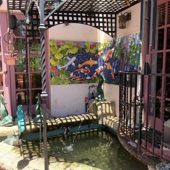 FreeWalkingTourSB - Check out the koi - Walking Tours Near Me FreeWalkingTourSB - Check out the koi - Walking Tours Near Me