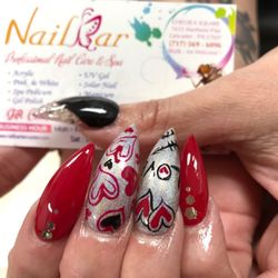 Nail Bar