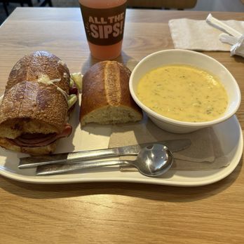 Panera Bread - Toasted Italiano with Broccoli Cheddar Soup - Sandwiches Near Me - La Canada Flintridge, California