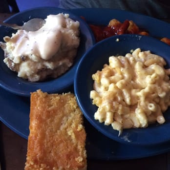 Mojo Old City BBQ - Mashed potatoes were awesome! - Barbeque Near Me - St. Augustine, Florida