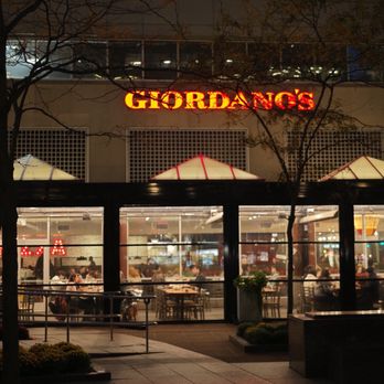 Giordano's - Pizza Near Me - Chicago, Illinois