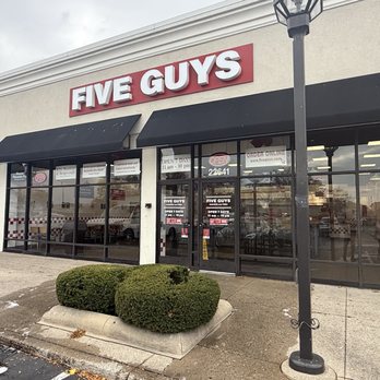 Five Guys - Burgers Near Me - Eastpointe, Michigan