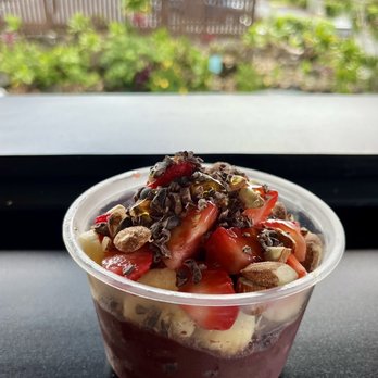 Basik Acai - Forager Bowl - Juice Bars & Smoothies Near Me - Kailua-Kona, Hawaii Basik Acai - Forager Bowl - Juice Bars & Smoothies Near Me - Kailua-Kona, Hawaii