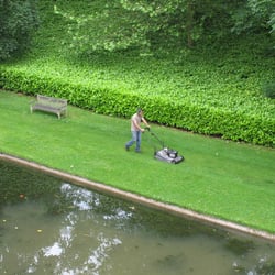 Kut Lawn Care