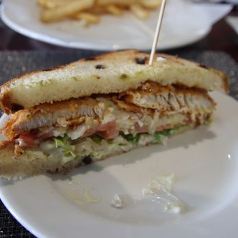 White Horse Pub & Restaurant - The ultimate fish sandwich - Pubs Near Me - St Georges, ABE White Horse Pub & Restaurant - The ultimate fish sandwich - Pubs Near Me - St Georges, ABE