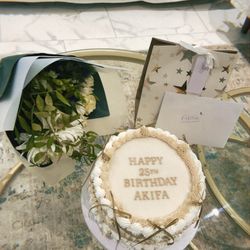 Novelties Cakes - Victoria sponge
