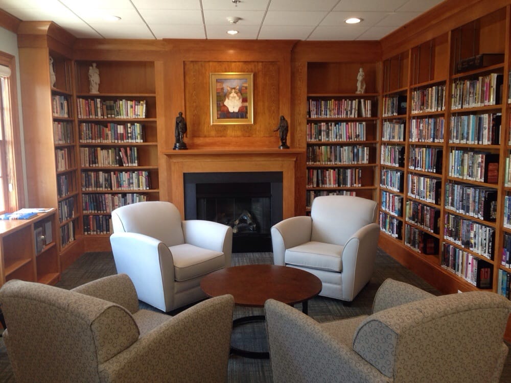 CENTERVILLE PUBLIC LIBRARY Updated August 2024 16 Photos 585 Main