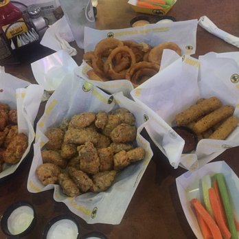 Buffalo Wild Wings - Not worth it ughhhhhhhh - American Near Me - Brea, California