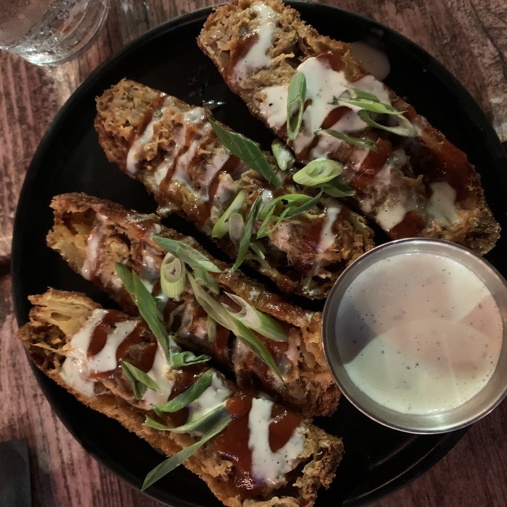 Batch Local Kitchen - BBQ Pulled Pork Egg Rolls - Cocktail Bars Near Me - West Palm Beach, Florida