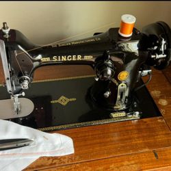 Molly's Sewing Machine Service - Vintage Singer sewing machine
