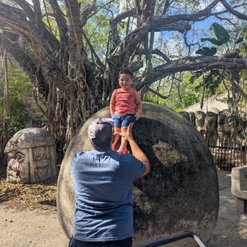 Palm Beach Zoo - Zoos Near Me - West Palm Beach, Florida
