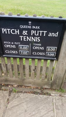 Queen's Park by null