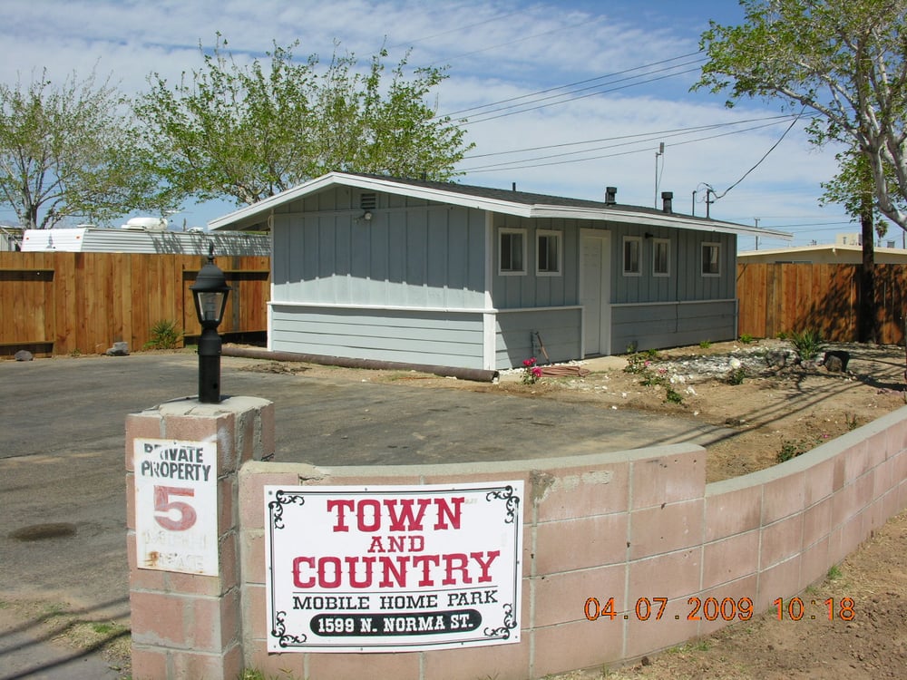 RIDGECREST TOWN & COUNTRY Updated September 2024 1599 North Norma St, Ridgecrest, California