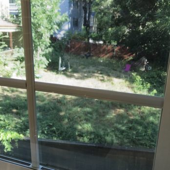 Grass Valley Courtyard Suites - Private yard seen from bathroom in room. Drunken, partying neighbors basically 8ft away and will keep you up all night. - Hotels Near Me - Grass Valley, California
