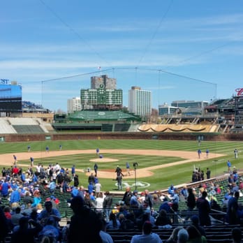 Wrigley Field - View of the field - Stadiums & Arenas Near Me - Chicago, Illinois