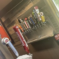 Lamppost Pizza - Beer
