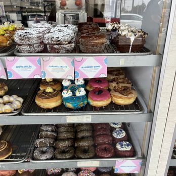 Friendly Donuts - Donuts Near Me - Orange, California Friendly Donuts - Donuts Near Me - Orange, California