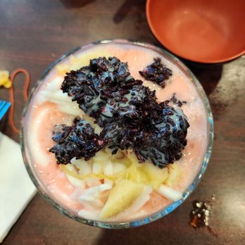 Awang Kitchen - Esther dessert - Indonesian Near Me - Elmhurst, New York