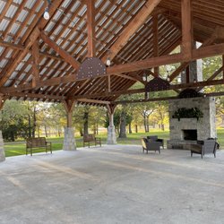 Oak + Ivy Venue - Outside area