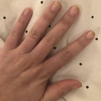 Nothing in Between Studio - Falls Church - Ombré gold glitter nail art with a nude base - Nail Salons Near Me - Falls Church, Virginia Nothing in Between Studio - Falls Church - Ombré gold glitter nail art with a nude base - Nail Salons Near Me - Falls Church, Virginia