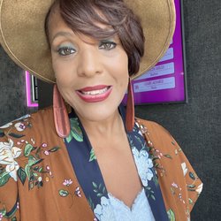 Silkpress Natural Hair Stylist - Meet the stylist Midtown miami