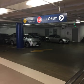 Bodyline - Free one hour valet - Trainers Near Me - Beverly Hills, California Bodyline - Free one hour valet - Trainers Near Me - Beverly Hills, California
