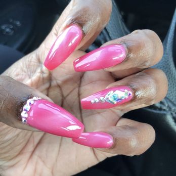Studio 13 Nailtique - Pink cats eye gel polish - Nail Salons Near Me - Naples, Florida